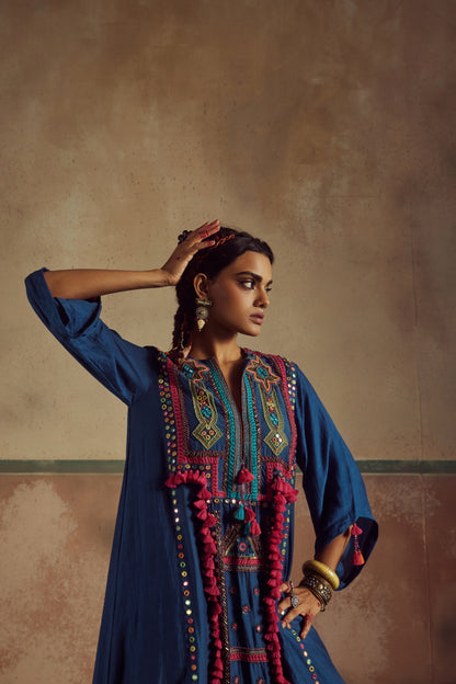 Embroidered Jhola Kurta Set